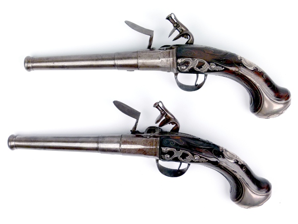 Pair of Superimposed (Two-Shot) Queen Anne Flintlock Pistols - detail 2