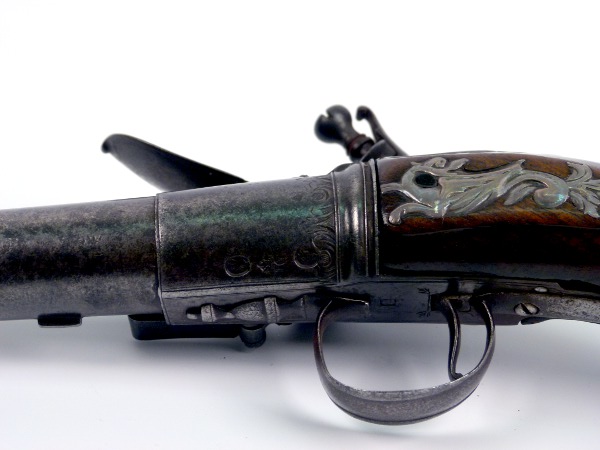 Turn-Off Barrel Flintlock Pistol - detail 7