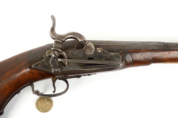 Belt Pistol with Patilla Style Miquelet Lock - detail 3
