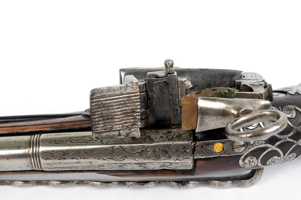 Unusual Over & Under Belt Pistol with Patilla Style Miquelet Lock, c1690 - detail 6